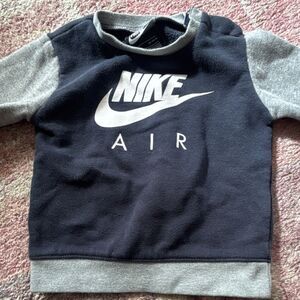 Nike 18M Pullover Sweater Black Gray Long Sleeve Crew Neck Baby Toddler
